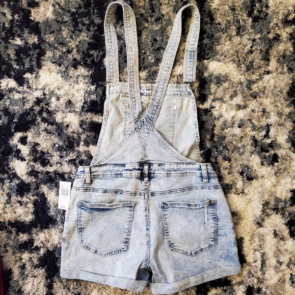 Almost Famous Shortalls - Picture 2 of 4